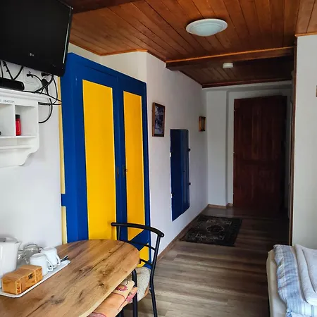 Bed and Breakfast Tvrz *