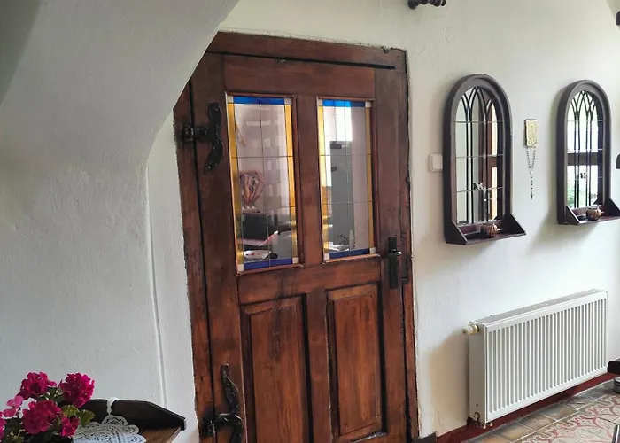 Tvrz Bed and breakfast 3*
